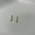 Brinco Argolinha Ponto de Luz Coração - Imagem 2